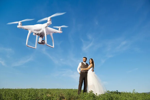depositphotos_131293042-stock-photo-hovering-drone-taking-pictures-of depositphotos_131293042-stock-photo-hovering-drone-taking-pictures-of